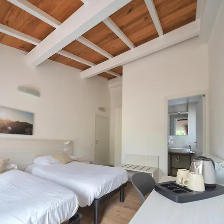 Ze Del Pino Farm stay Lama (Bologna)