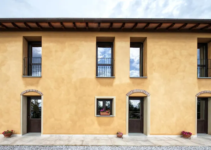 Ze Del Pino * Lama (Lucca)